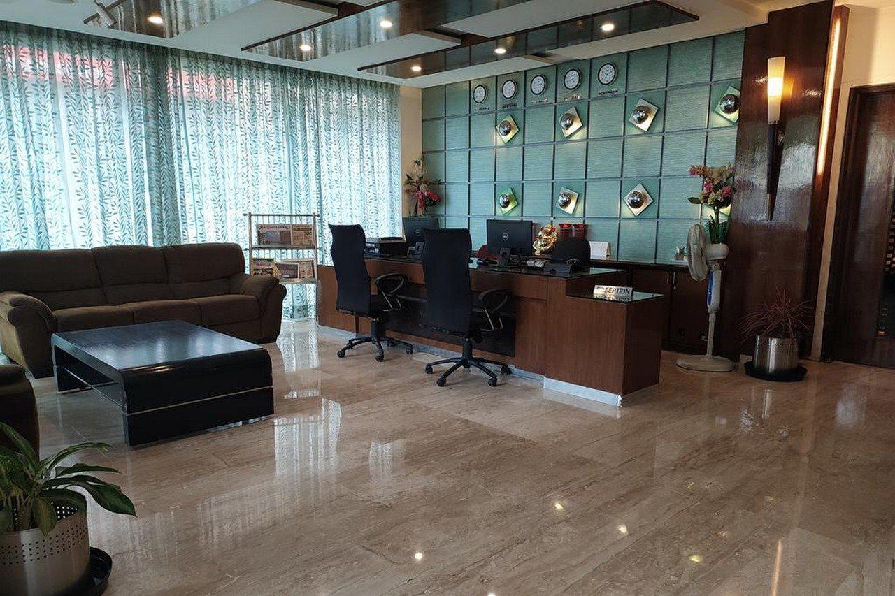 Hotel Silicrest Bangalore Exteriör bild