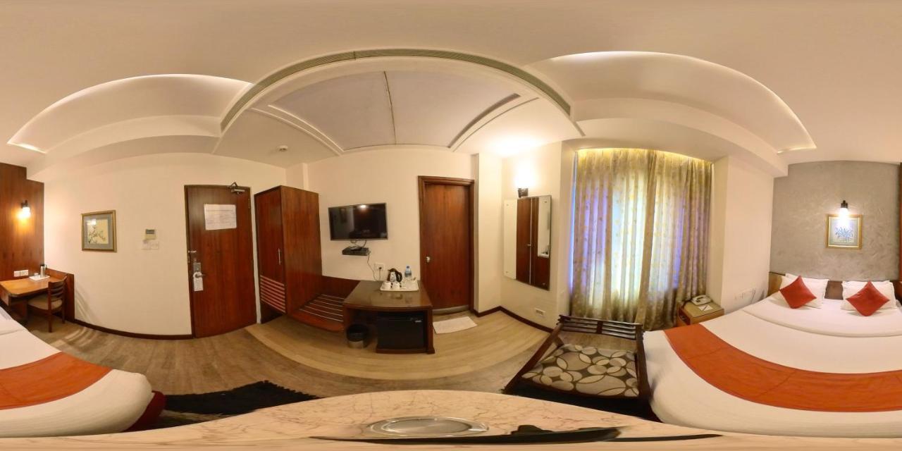 Hotel Silicrest Bangalore Exteriör bild