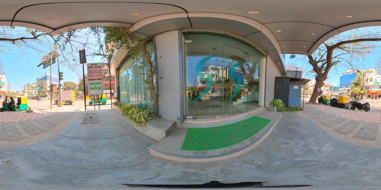 Hotel Silicrest Bangalore Exteriör bild