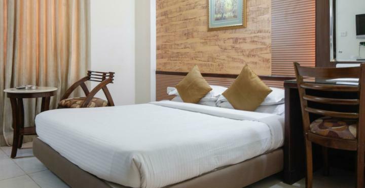 Hotel Silicrest Bangalore Exteriör bild